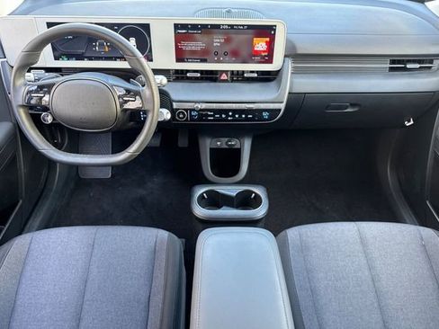 Used 2024 Hyundai Ioniq 5 SE image 15