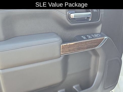 Used 2022 GMC Sierra 1500 SLE RWD image 8