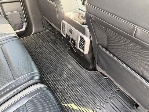 Used 2017 Ford F150 Raptor w/ Equipment Group 802A Luxury AWD/4WD image 7