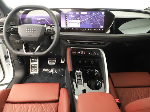 New 2026 Audi SQ5 Premium Plus AWD/4WD image 18