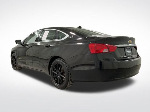 Used 2014 Chevrolet Impala LT w/ Convenience Package image 2