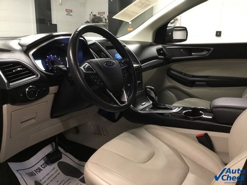 Used 2017 Ford Edge Titanium w/ Equipment Group 302A image 23