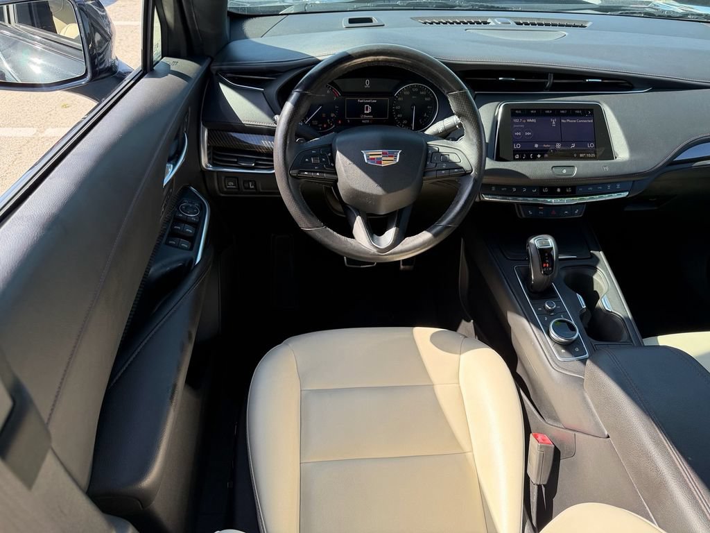Used 2019 Cadillac XT4 Sport w/ Cold Weather Package FWD image 13