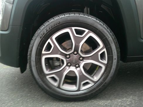 Used 2016 Jeep Renegade Limited w/ Safety & Security Group image 39