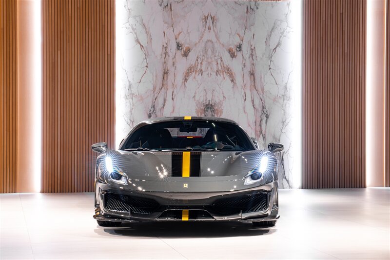 Used 2019 Ferrari 488 Pista Coupe RWD image 2