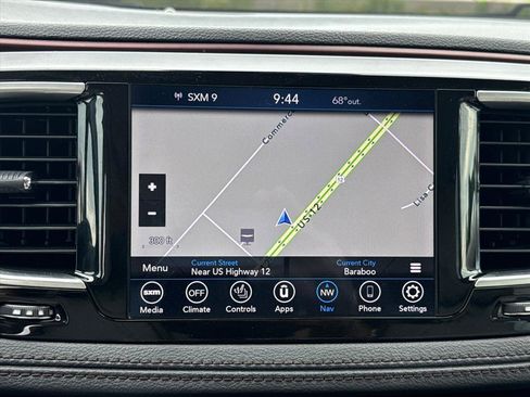 Used 2019 Chrysler Pacifica Limited w/ Advanced Safetytec Group FWD image 16
