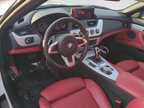 Used 2016 BMW Z4 sDrive35i image 10