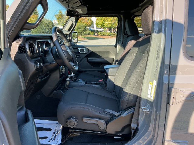 Used 2019 Jeep Wrangler Unlimited Sport S AWD/4WD image 13