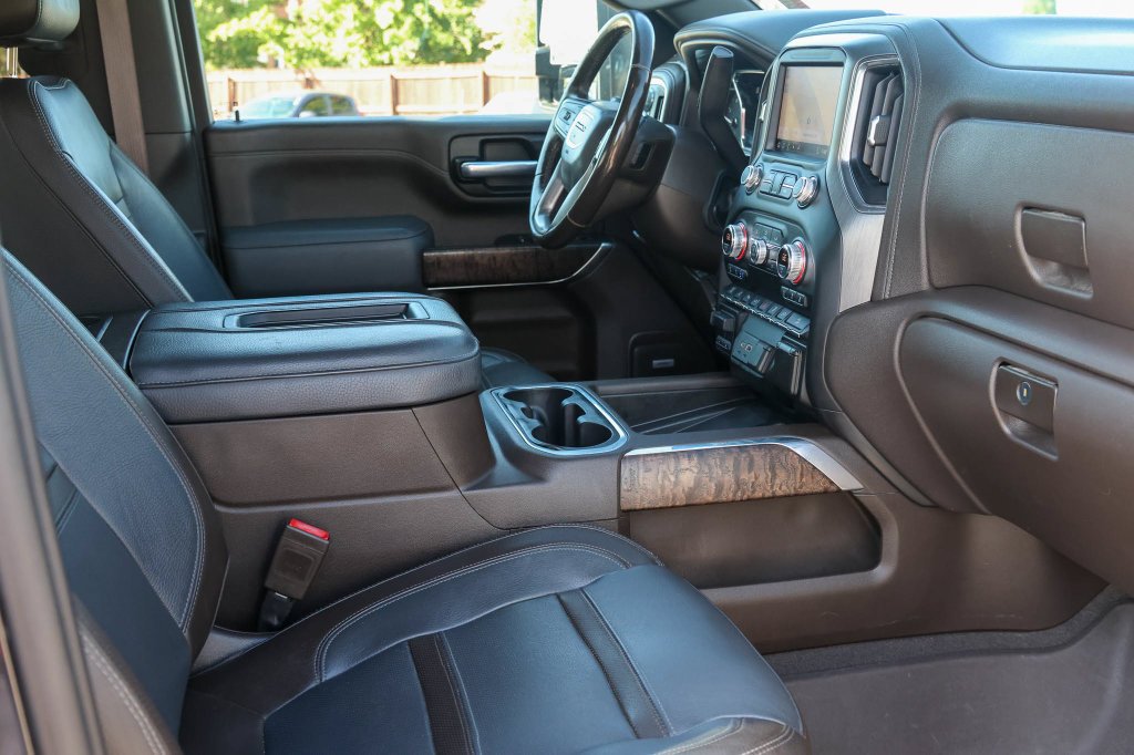 Used 2020 GMC Sierra 2500 Denali w/ Denali Ultimate Package AWD/4WD image 19