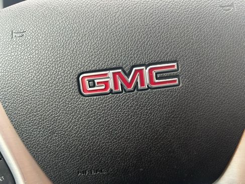 Used 2016 GMC Acadia SLT w/ Open Road Package AWD/4WD image 22
