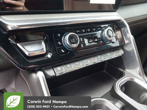 Used 2024 GMC Sierra 3500 Denali Ultimate image 17