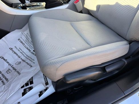 Used 2017 Honda Accord LX image 17