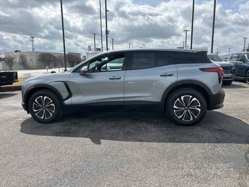 New 2026 Chevrolet Blazer EV LT image 6