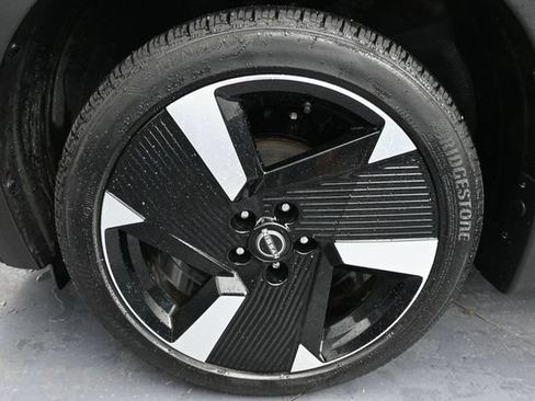 Used 2026 Nissan Kicks SR w/ SR Premium Package FWD image 22