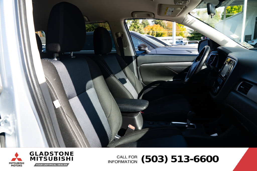 Used 2016 Mitsubishi Outlander SE FWD image 22