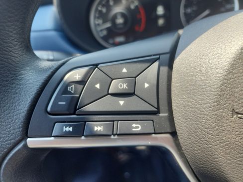 New 2025 Nissan Versa SV w/ Trunk Package image 18