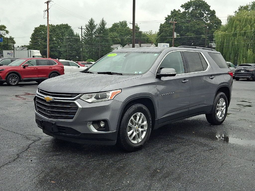 Used 2020 Chevrolet Traverse LT w/ LPO, Floor Liner Package AWD/4WD image 3