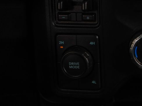 Used 2024 Ford F250 Lariat image 22