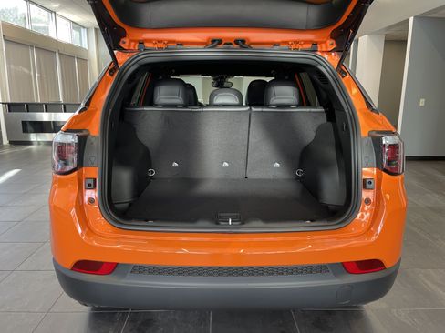 Certified 2026 Jeep Compass Latitude AWD/4WD image 32