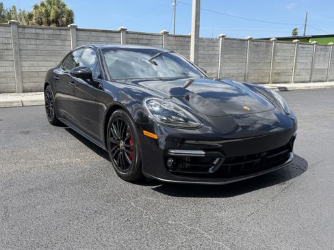 Certified 2023 Porsche Panamera GTS AWD/4WD image 7