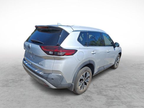 Used 2021 Nissan Rogue SV w/ Premium Package AWD/4WD image 3