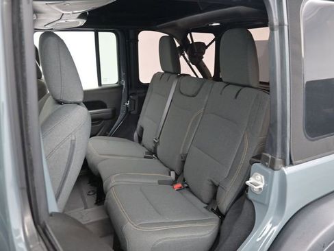 Used 2024 Jeep Wrangler Willys image 27