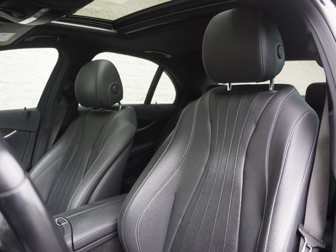 Used 2020 Mercedes-Benz E 350 Sedan image 15