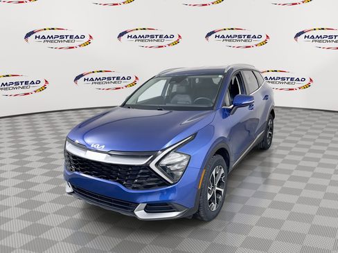 Used 2023 Kia Sportage EX AWD/4WD image 1