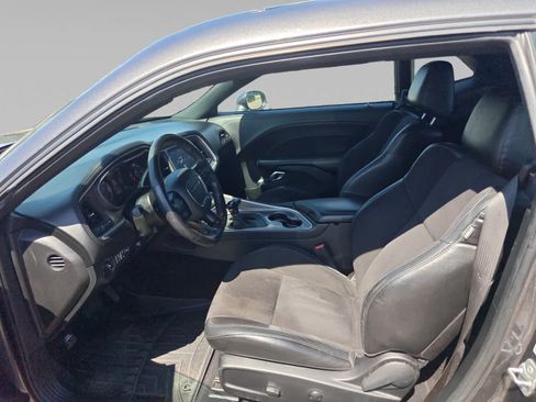 Used 2022 Dodge Challenger GT w/ Plus Package RWD image 11