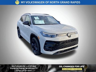 New 2026 Volkswagen Tiguan SE R-Line