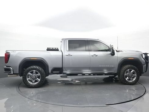 Used 2025 GMC Sierra 2500 SLT w/ SLT Premium Package AWD/4WD image 2