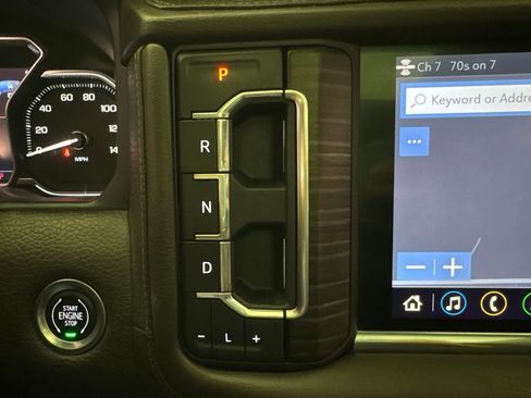 Used 2021 GMC Yukon Denali w/ Denali Premium Package AWD/4WD image 31