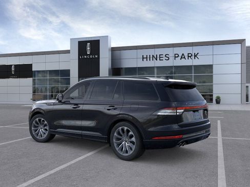 New 2026 Lincoln Aviator AWD image 4