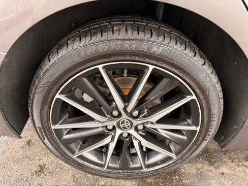 Used 2022 Toyota Camry SE FWD image 42