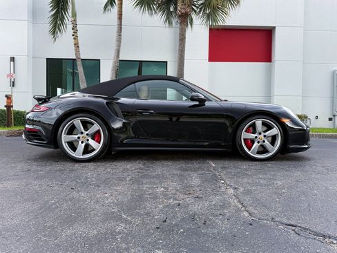 Used 2019 Porsche 911 Turbo AWD/4WD image 21