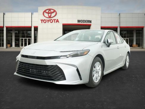 New 2026 Toyota Camry LE image 4
