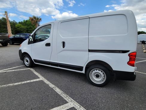 Used 2015 Nissan NV200 S FWD image 8