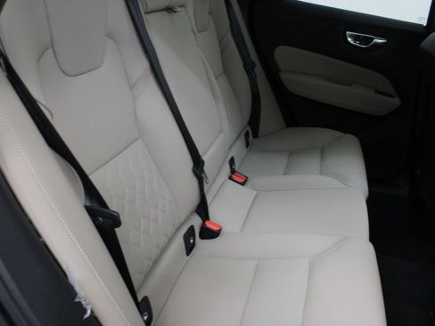 New 2026 Volvo XC60 B5 Plus w/ Protection Package Premier AWD/4WD image 21