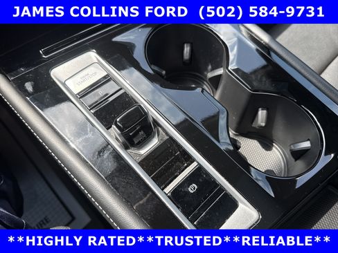 Used 2024 Volkswagen Atlas SEL AWD/4WD image 23