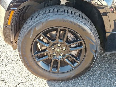 Used 2022 Land Rover Defender 90 X-Dynamic S image 29