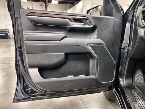 Used 2022 Chevrolet Silverado 1500 LT image 15