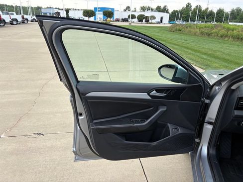 Used 2026 Volkswagen Jetta S FWD image 10