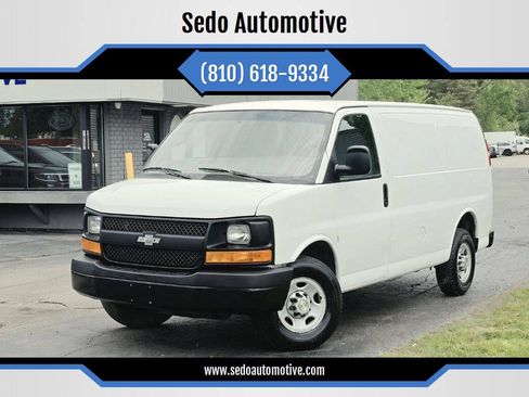 Used 2014 Chevrolet Express 2500 RWD image 1