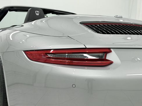 Certified 2017 Porsche 911 Carrera image 21