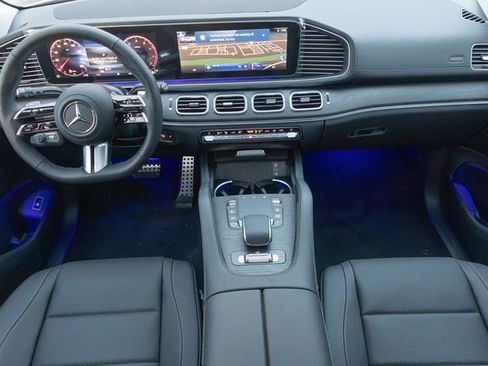 New 2026 Mercedes-Benz GLS 450 4MATIC image 24