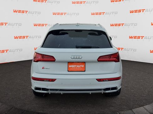 Used 2019 Audi SQ5 Premium Plus w/ Premium Plus Package image 4