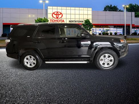 Used 2014 Toyota 4Runner SR5 Premium RWD image 3