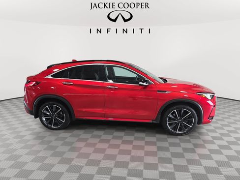 Certified 2025 INFINITI QX55 Essential AWD/4WD image 4