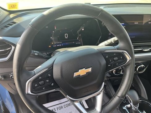 Used 2024 Chevrolet TrailBlazer LT w/ Convenience Package AWD/4WD image 23