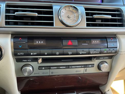 Used 2016 Lexus LS 460 460 image 21